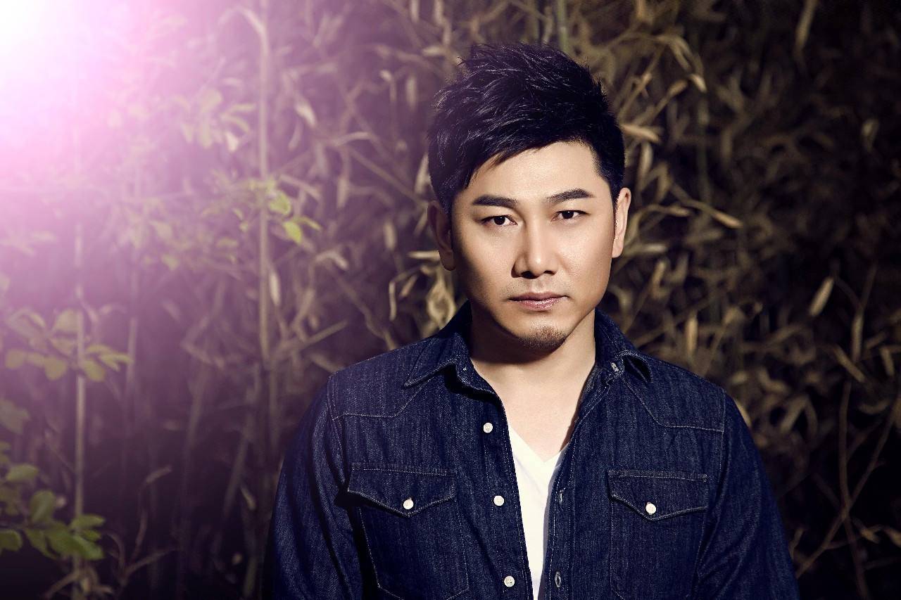 铁质男声侯旭,与你草原相会!