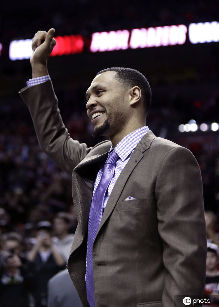 布兰登罗伊迎来36岁生日曾经天选之人退居幕后