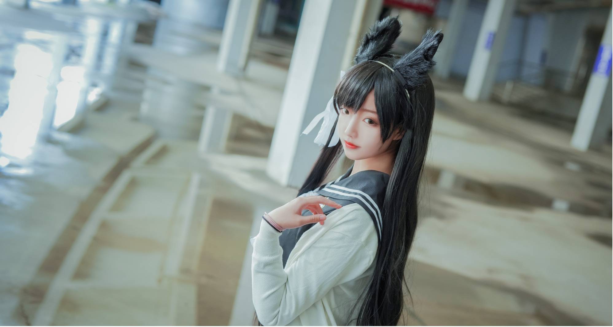 碧蓝航线犬cos户外大胆鸭子坐两套水手服无缝切换