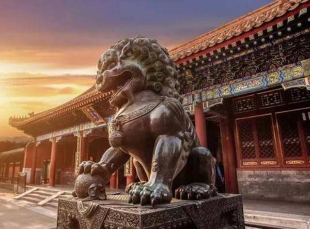 天禄、麒麟、辟邪这三种神兽可不敢乱用，跟主人家的身份关系很大_翁仲