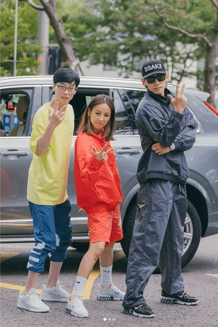 原创全团皆已婚,出道即巅峰!李孝利,rain,刘在锡全新团体ssak3