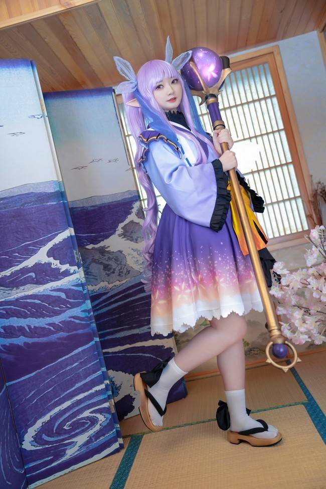 cos:公主连结-冰川镜华,我才不会犯规呢.