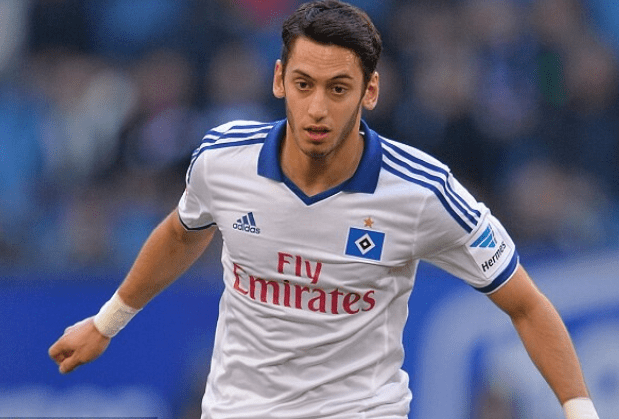 原创哈坎-恰尔汗奥卢:"米兰史上最差十号",后会无期