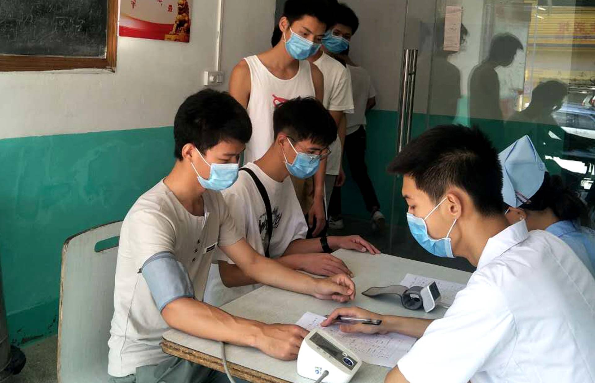 兴国|江西兴国：社富乡扎实开展2020征兵体检工作