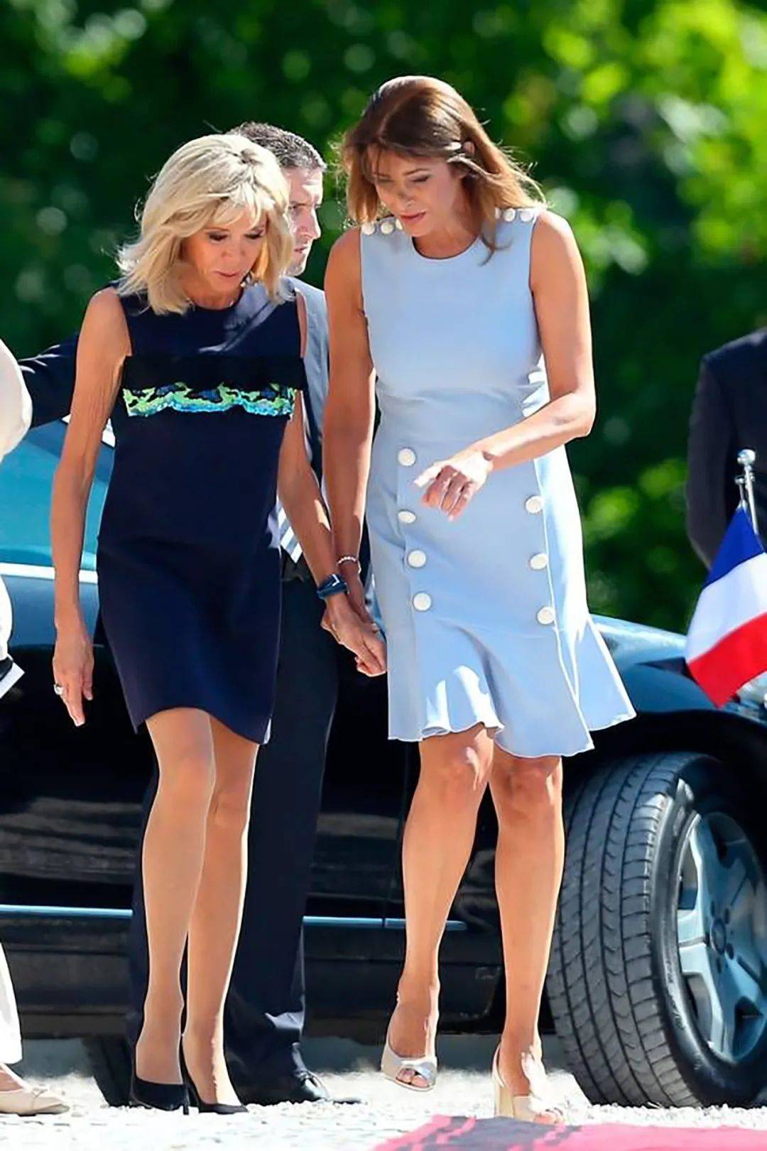 布里吉特三连胜保加利亚第一夫人被挤红毯外也不介意牛