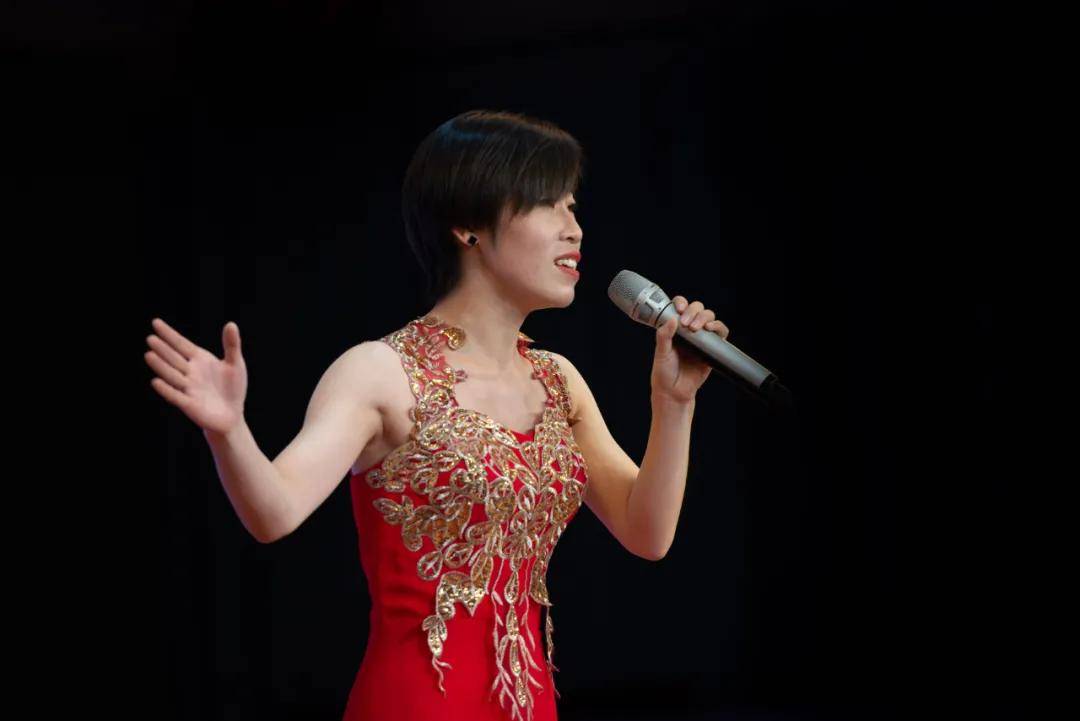 王利娇,古月中学毕业生,考取双一流大学福州大学.