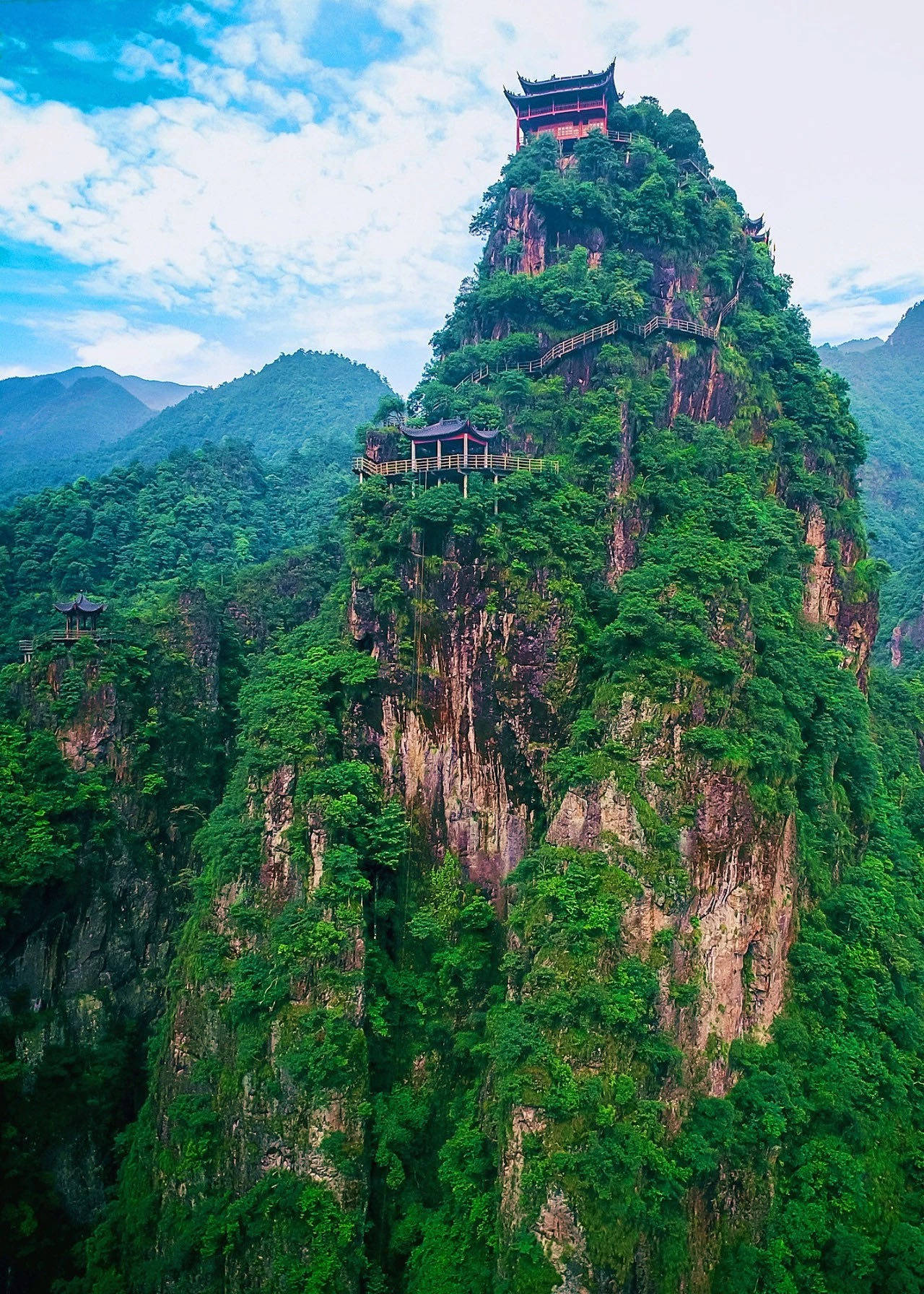 一到夏天,大概没有人能拒绝金华武义 牛头山.