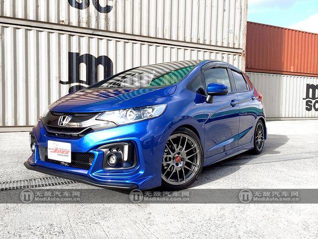 国内飞度改装很沉闷?看国外玩家怎么玩gk5