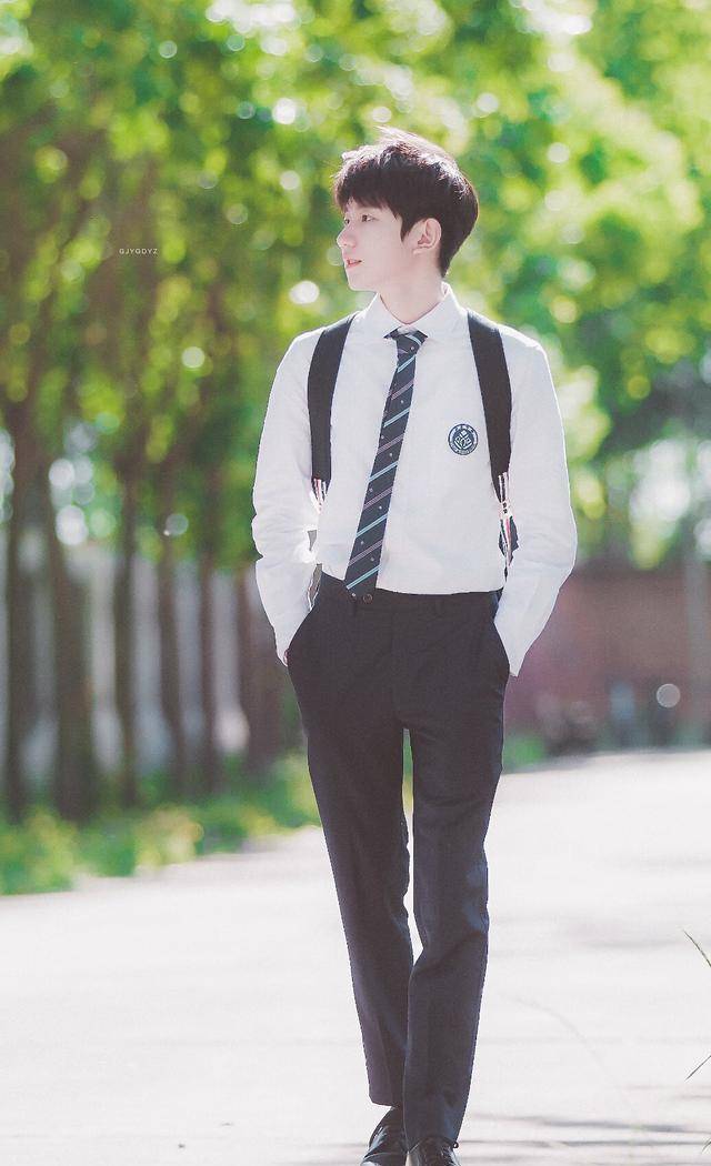 「tfboys」「分享」200710 穿校服的王源合集,源学长真帅气