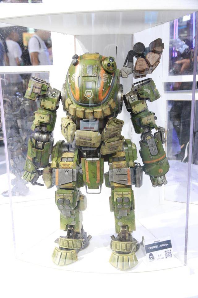 《泰坦陨落》巨妖机甲模型(rmb 3095元)