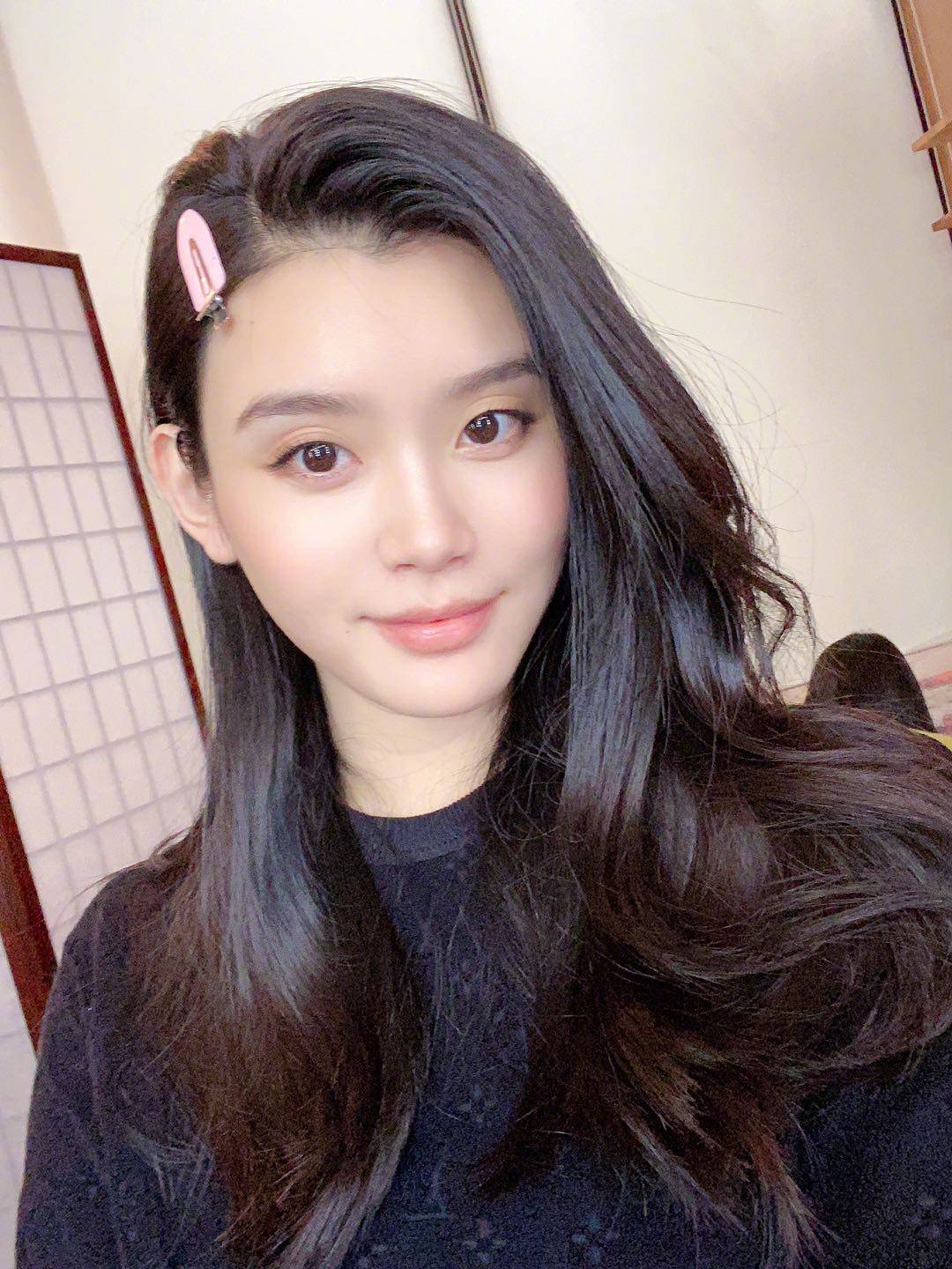 奚梦瑶复工:称紧跟何猷君的步伐!