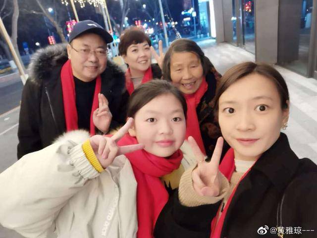 祖孙情!世界冠军黄雅琼回老家看望奶奶,有爱互动萌出天际