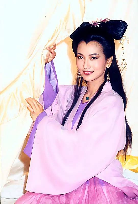 《新白娘子传奇》赵雅芝角色造型大盘点,最美的不是胡媚娘_白素贞