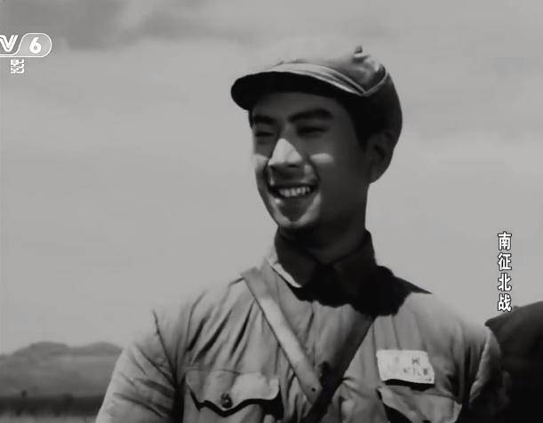 《南征北战》故事,拍电影用真枪真子弹,经典台词比比皆是_冯喆