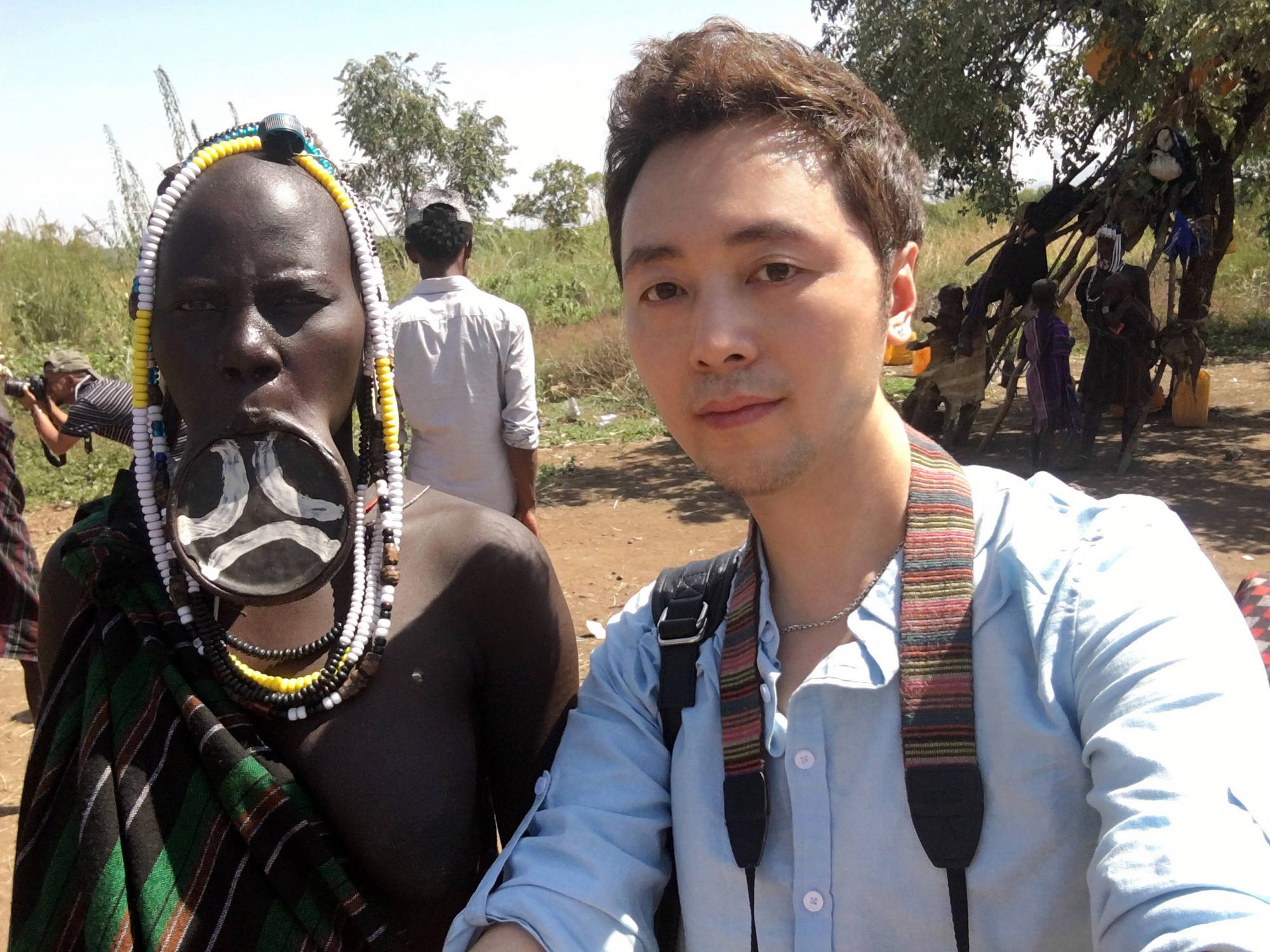 这种叫"英吉拉"美食,你吃过吗?是用苔麸这种谷物做的饼_埃塞俄比亚