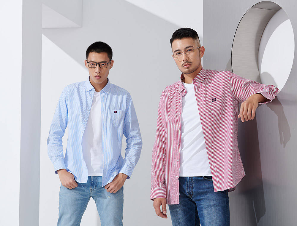 帅气低调又时尚,理工男穿着,配上一副眼镜,斯文帅气洒脱 返回搜