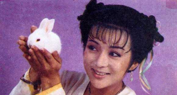 老戏骨冯宝宝:第一代武则天,也是古典美人专业户,可惜晚年孤苦_小时候