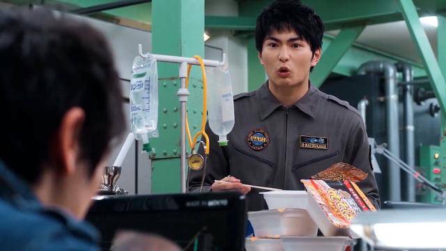 原创泽塔奥特曼表情包系列朝仓陆化身魔法少女吃播代言人