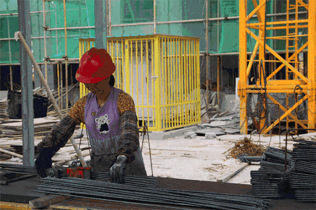 松滋一建筑工地,我们拍下了这一幕!_工作