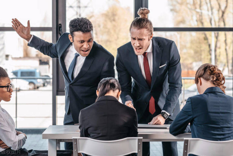 心理学谈判过程遇到高手不妨装聋作哑试一下