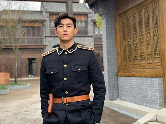 原创纪凌尘与阚清子分手后老纪越发颓废女方却越来越精致