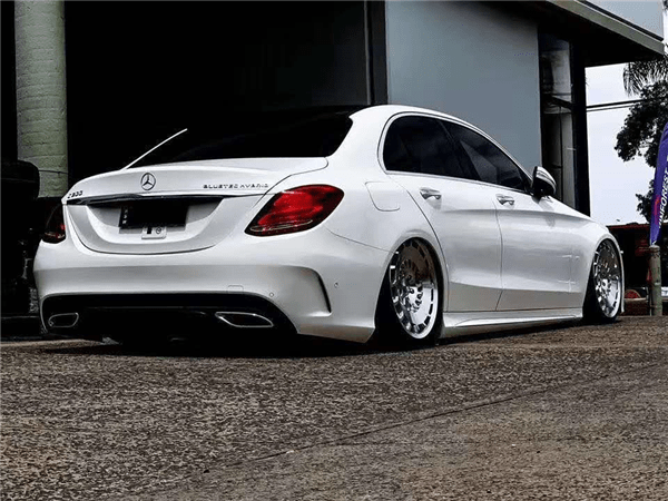 气压避震李洋分享奔驰c级w205点名安装airbft气动避震案例