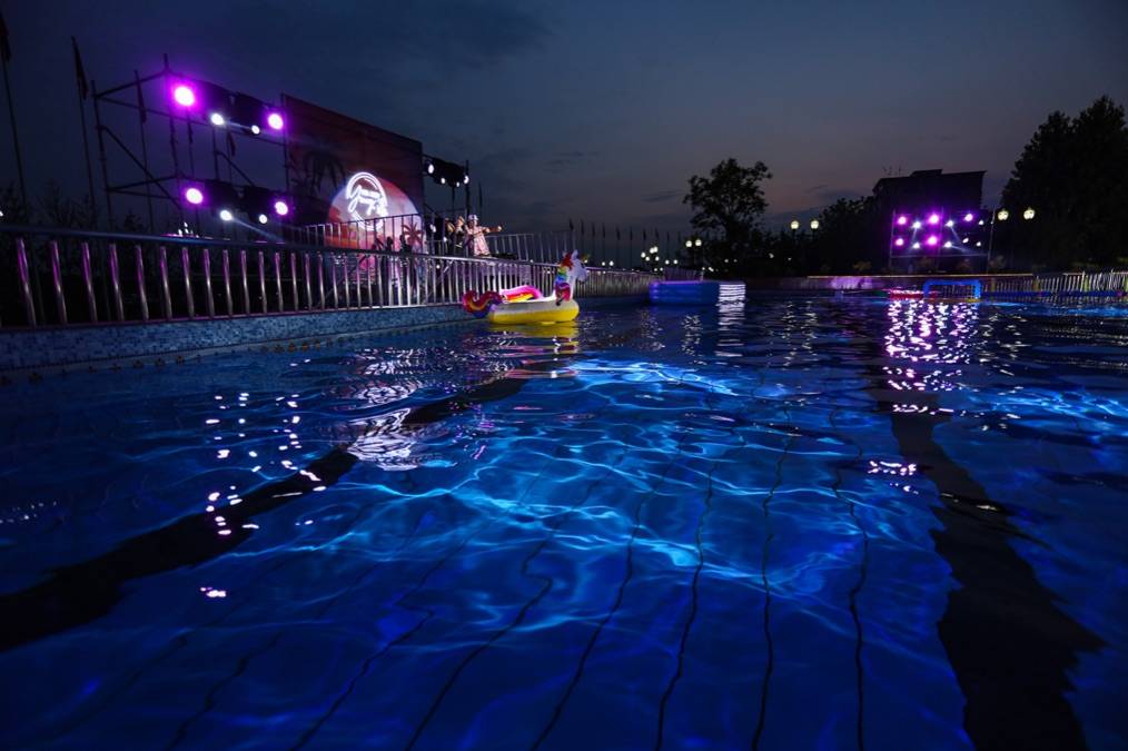 pool party | 一场极致的夏日狂欢等你来躁!_手机搜狐网