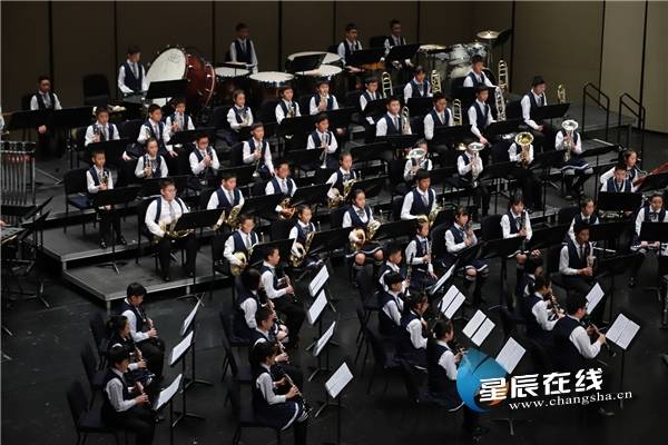 湖南青少年交响管乐团上演视听盛宴,首秀大获好评!