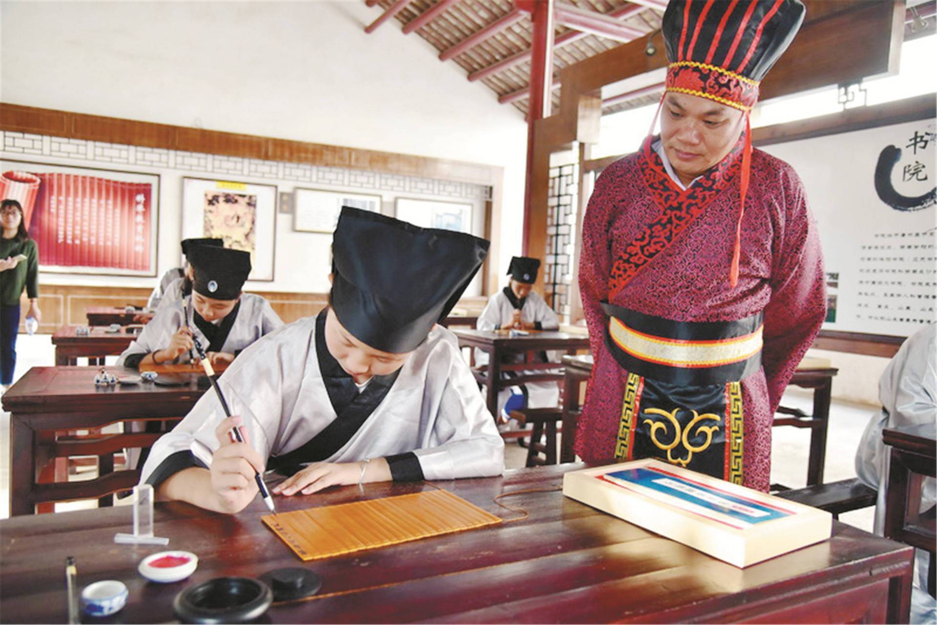 现代都无法根除考试作弊科技落后的古代朝廷如何防止科举舞弊