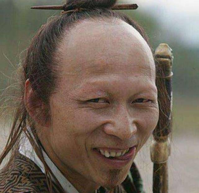 有种遗传叫裘千仞女儿本以为很丑结果却正好相反