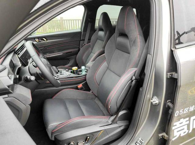 重新建立审美标准畅谈领克05的极和极