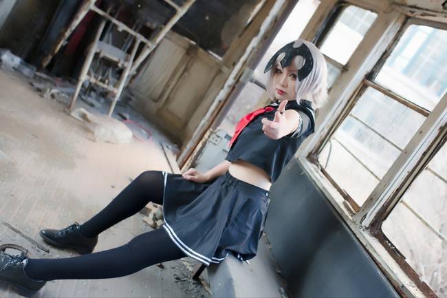 cos黑贞德jk制服重温童年的快乐