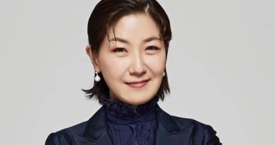 徐宜淑被曝可能患新冠肺炎是韩剧会长夫人专业户曾与金喜爱接触