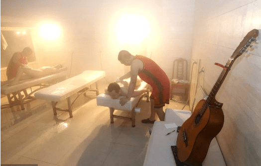 太刺激了!南方男子在东北澡堂搓澡,结果被搓破皮,还报警了