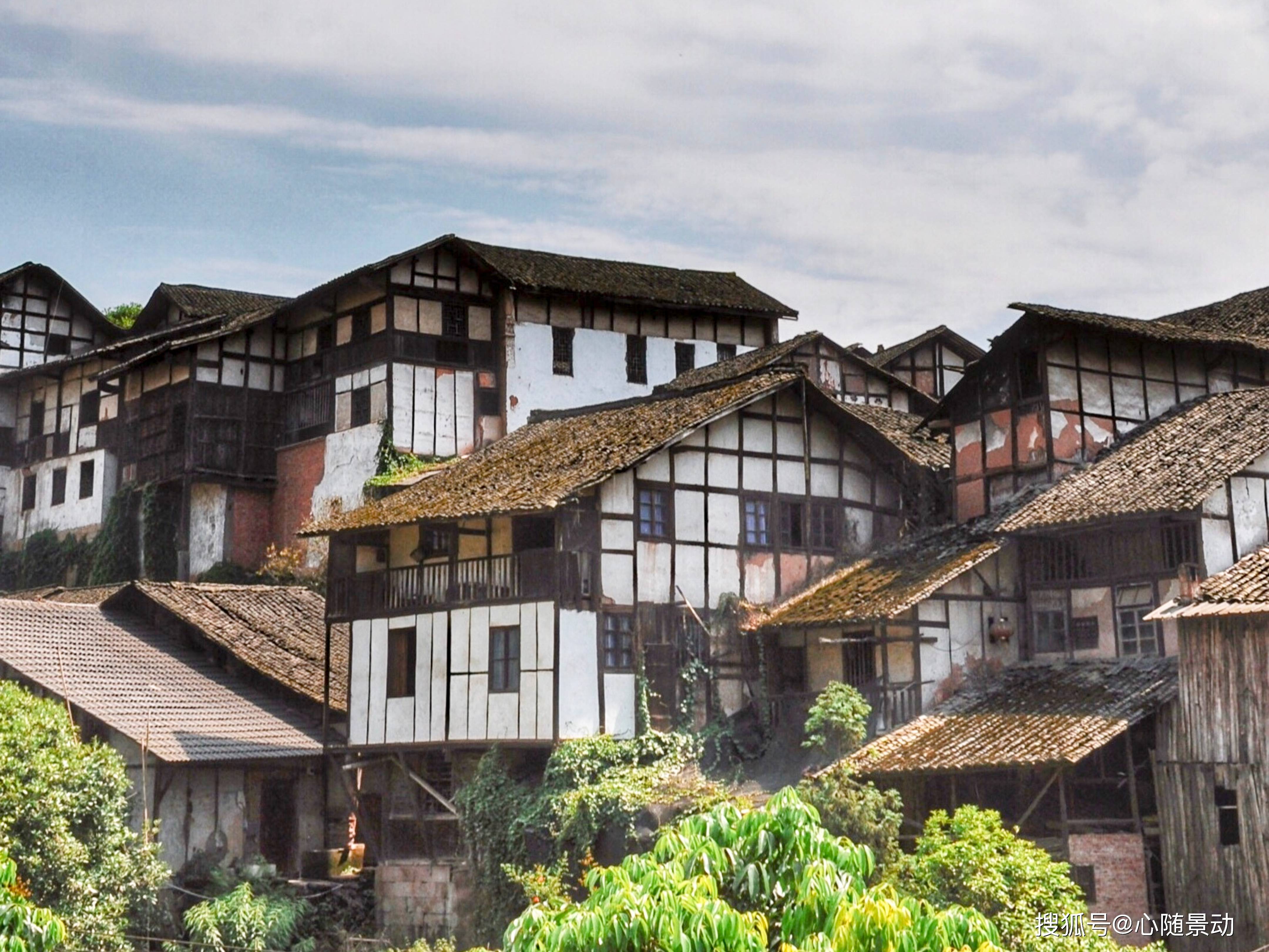 一个古城和三个古镇四川这4个名气较大的古建筑群去过几个