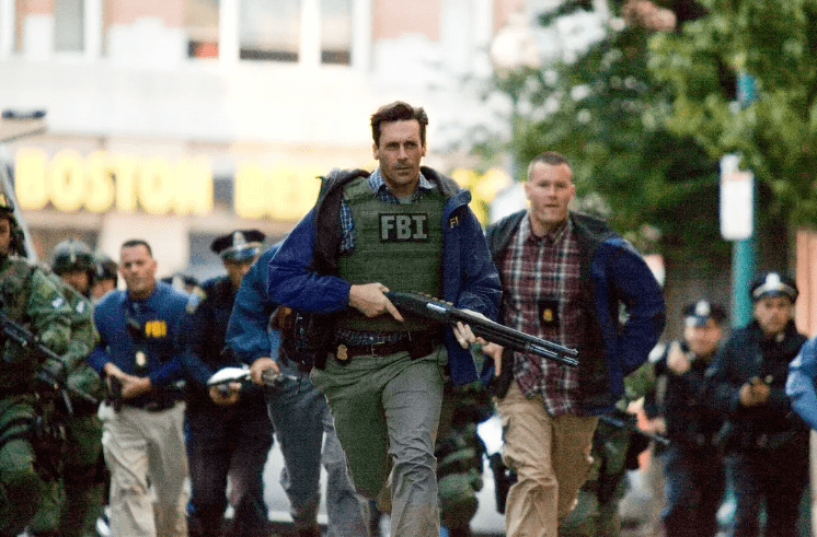 原创豆瓣评分75这个犯罪分子不但能抢劫还能教你谈恋爱