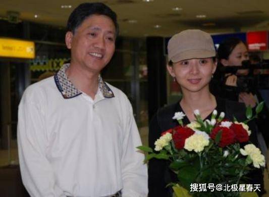 现在李春和邰丽华这两个人结婚已经有17年的时间了,是这两个人却表现