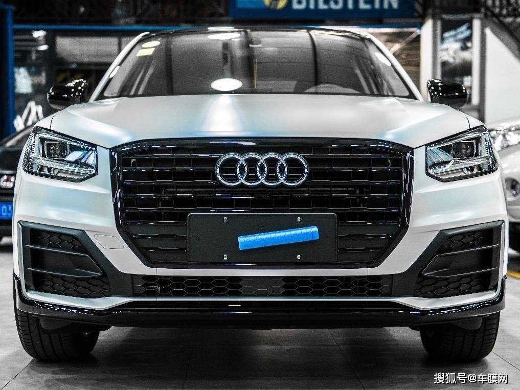 奥迪q2l贵族尊享白变蓝改色膜效果图