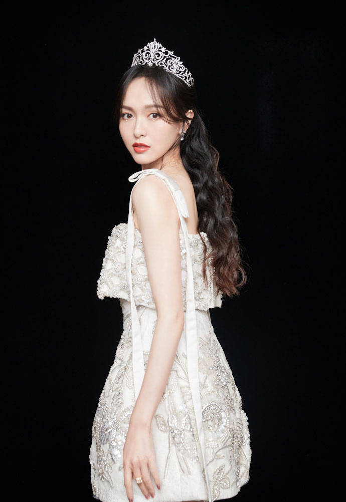 皇冠公主皇后,高美一笑,唐嫣