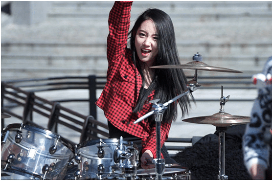 原创在韩国没有名气来中国却成最美鼓神如今沦落到混迹酒吧走穴