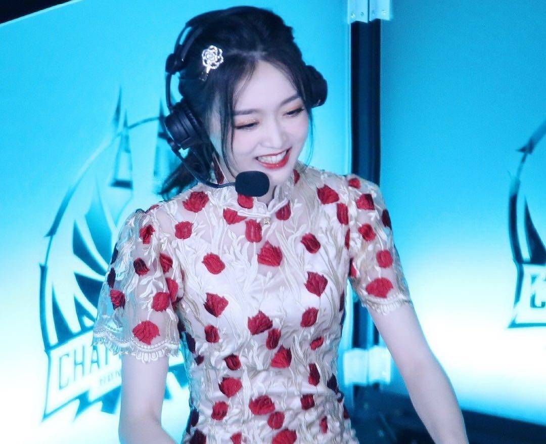 原创kpl灵儿对自己没自信视频美颜开过头水友直呼像女装大佬