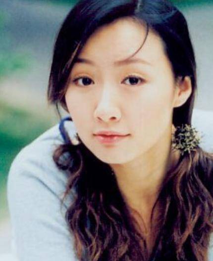 侯耀文去世13年娇妻早被侄儿戴志诚撬16年