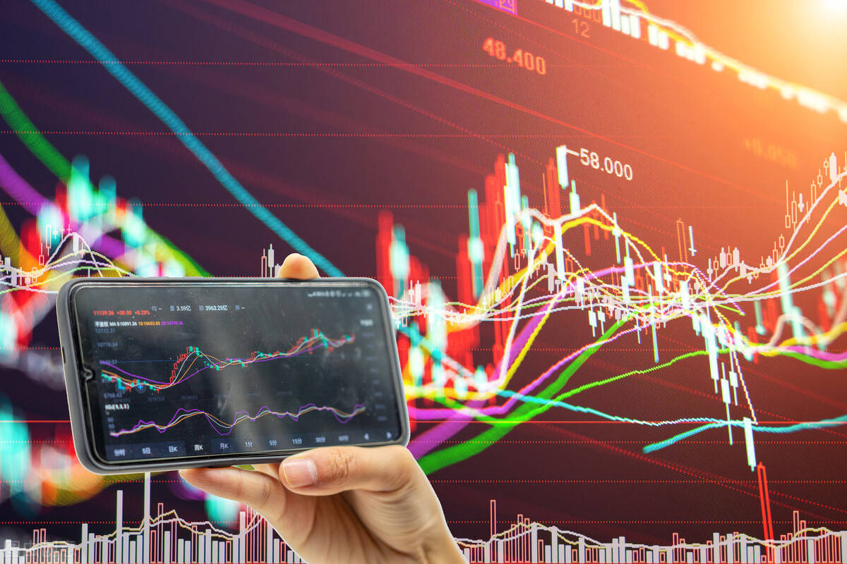 明星科技股或遇捧杀危机注册制新股狂飙潜伏暴涨新机会