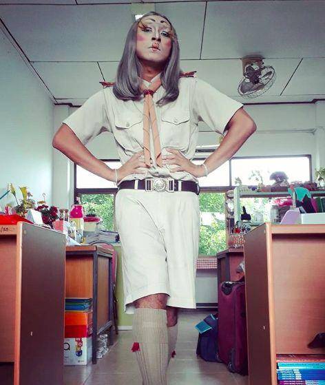 化"野鸡妆"上课,泰国老师太high了!_手机搜狐网