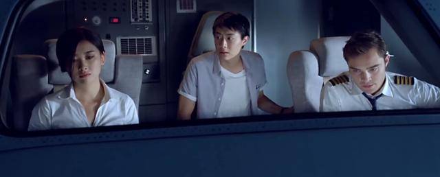 原创电影绝命航班盲人阿姨刚坐上飞机便大喊不能起飞