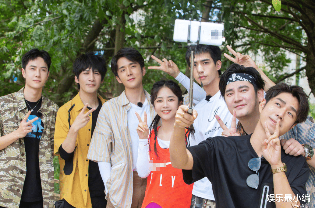 原创天天向上户外节目,李尖尖与"哥哥"惊喜亮相,这下熬夜也要追了