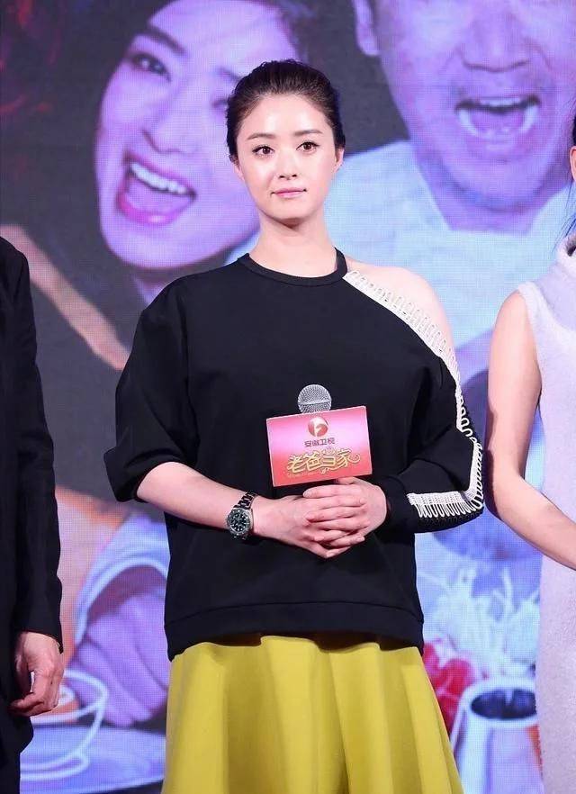 37岁蒋欣瘦成佟丽娅,体重不到100斤,网友:真的太美了