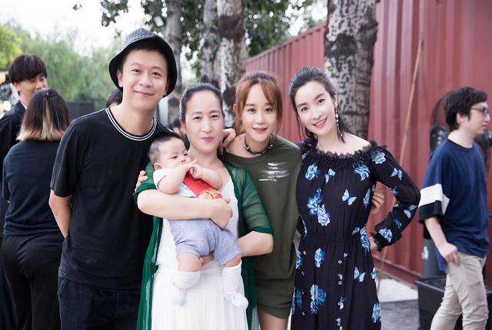 李晟说出不想生二胎真相,那些分娩的生死难关,谁又想经历第二次