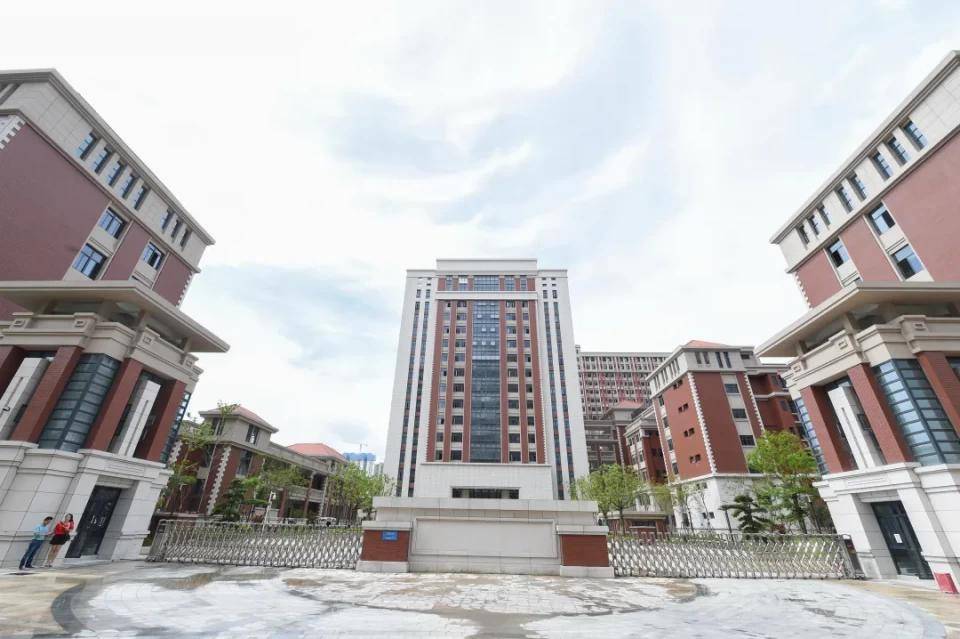泉州一批幼儿园/小学/中学投用_洛江区