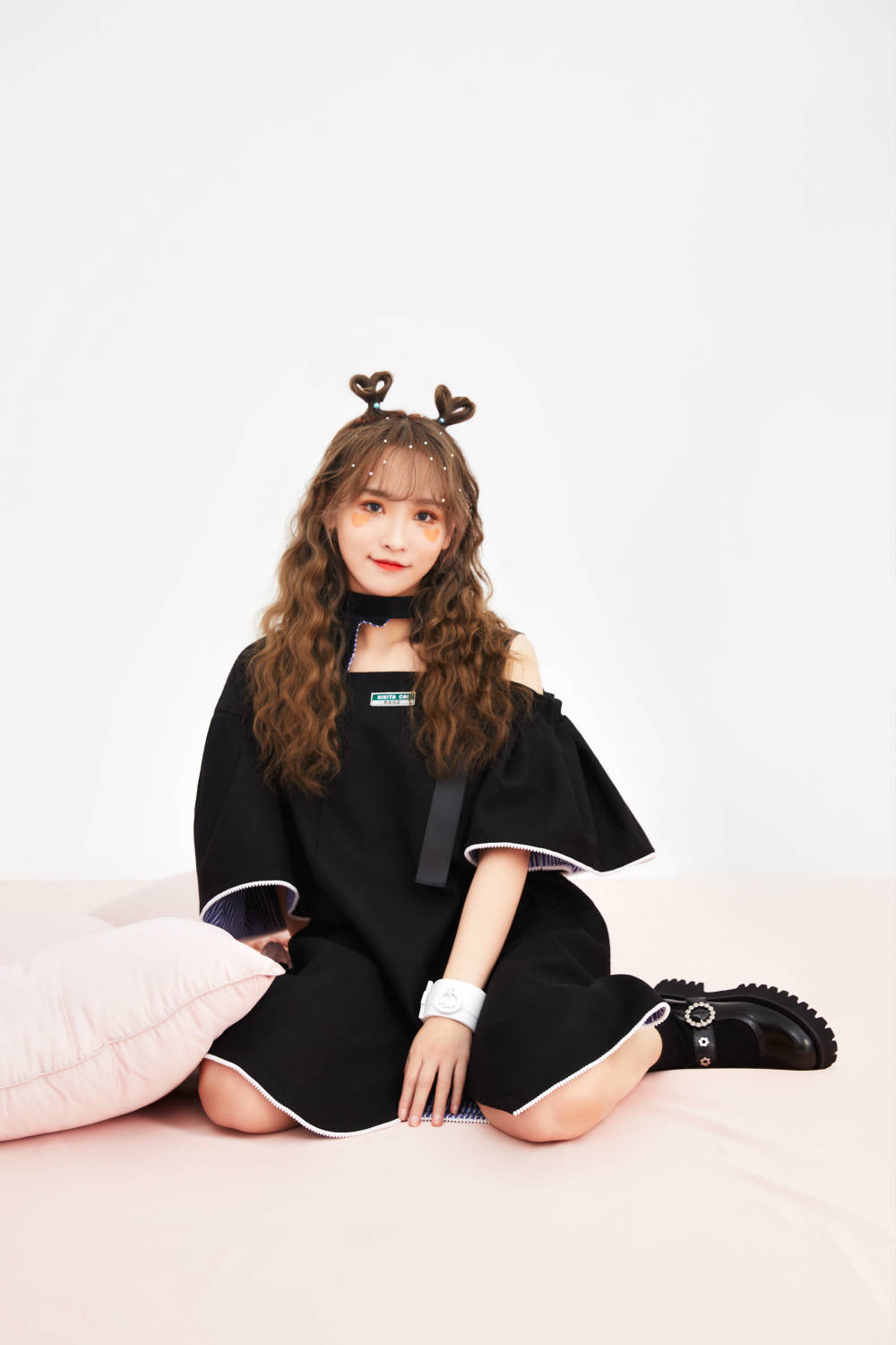 蒋申个人单曲《miss u》上线 打造申式专属甜蜜